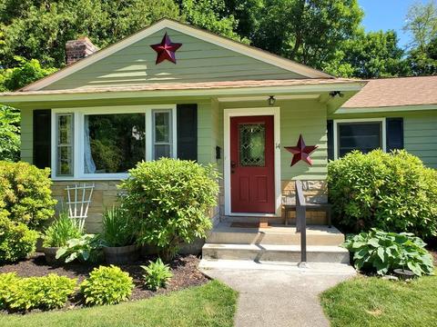 14 Wheeler Ave, Worcester, MA 01609 photo 2