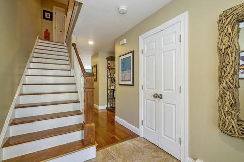 65 E Main #3, Gloucester, MA 01930 photo 3