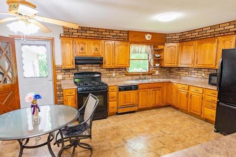 145 Ludlow Rd, Chicopee, MA 01020 photo 19