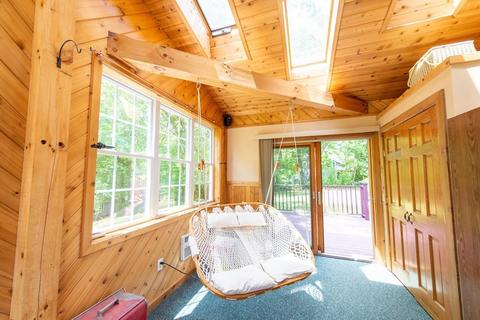 145 Ludlow Rd, Chicopee, MA 01020 photo 10