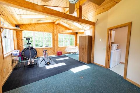 145 Ludlow Rd, Chicopee, MA 01020 photo 7