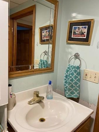 70 Venus Dr, Worcester, MA 01605 photo 28