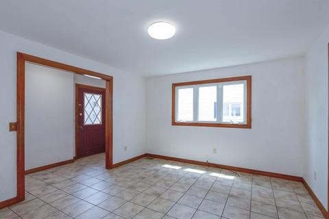 170 Pilgrim Ave, Worcester, MA 01604 photo 5