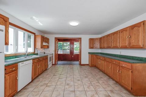 170 Pilgrim Ave, Worcester, MA 01604 photo 7