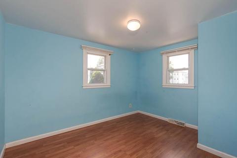 170 Pilgrim Ave, Worcester, MA 01604 photo 12