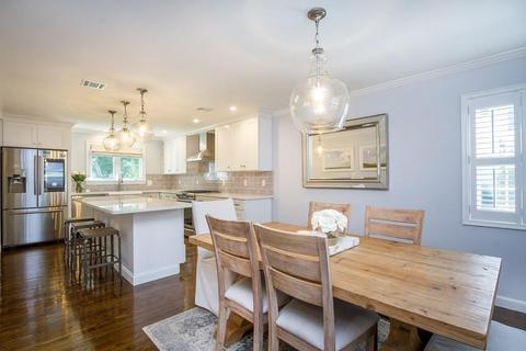 10 Cape Cod Ln, Milton, MA 02186 photo 5