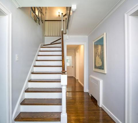 10 Cape Cod Ln, Milton, MA 02186 photo 4