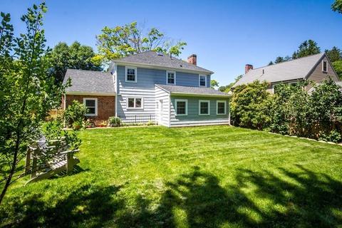 10 Cape Cod Ln, Milton, MA 02186 photo 18