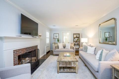 10 Cape Cod Ln, Milton, MA 02186 photo 11