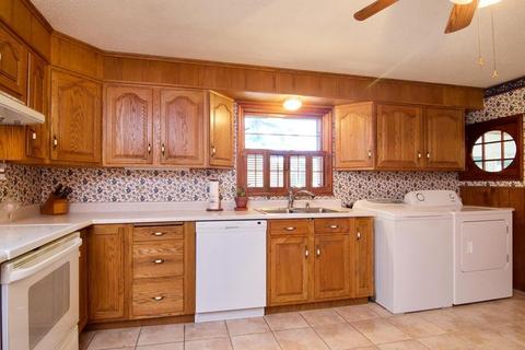 68 Fallston St, Springfield, MA 01119 photo 10