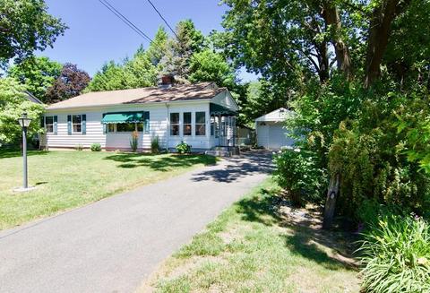 68 Fallston St, Springfield, MA 01119 photo 3