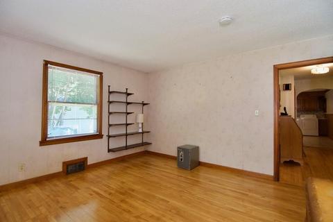 68 Fallston St, Springfield, MA 01119 photo 27