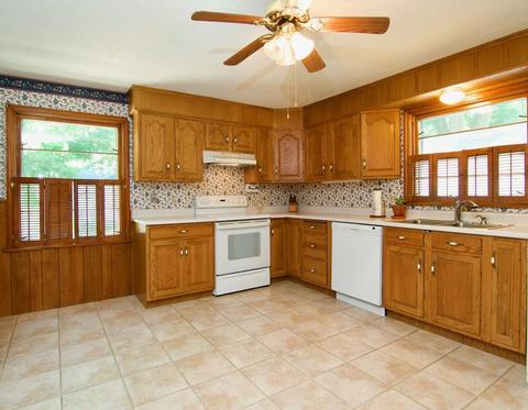 68 Fallston St, Springfield, MA 01119 photo 11