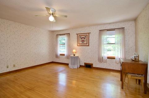 68 Fallston St, Springfield, MA 01119 photo 22