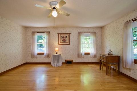 68 Fallston St, Springfield, MA 01119 photo 23