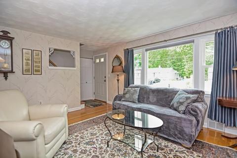9 Bow St, Millis, MA 02054 photo 5