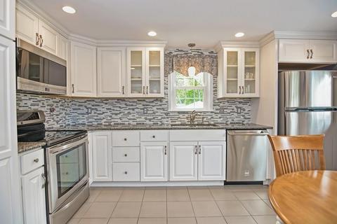 9 Bow St, Millis, MA 02054 photo 8