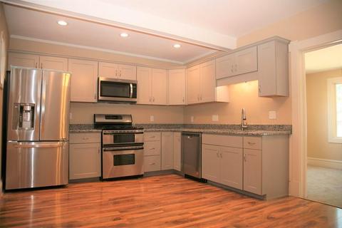173 Albemarle, Springfield, MA 01109 photo 2