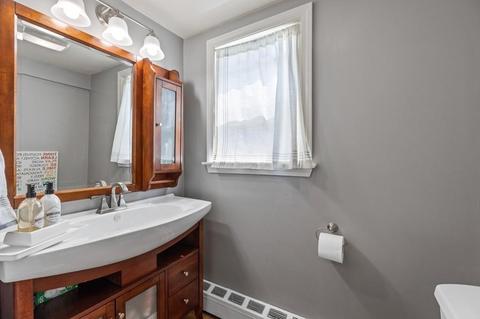 28 Circle Dr, Framingham, MA 01702 photo 13
