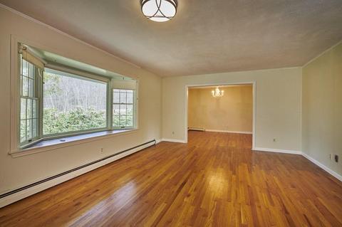 65 West St, Amherst, MA 01002 photo 7