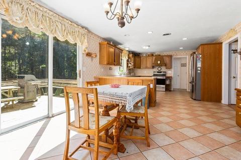 4 Brousseau Dr, Upton, MA 01568 photo 3