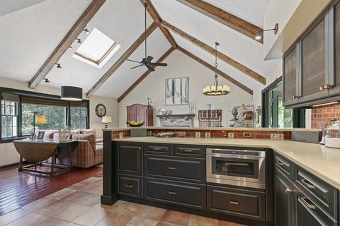 3 Trodden Path, Lexington, MA 02421 photo 5