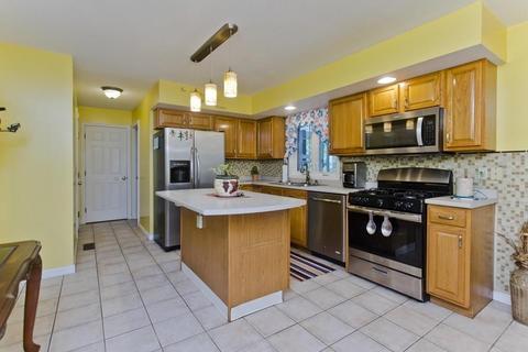 57 Marble Ave, Chicopee, MA 01013 photo 18