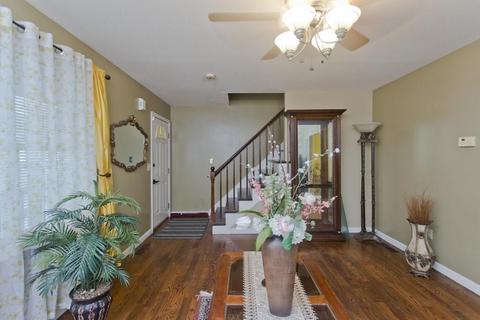 57 Marble Ave, Chicopee, MA 01013 photo 12