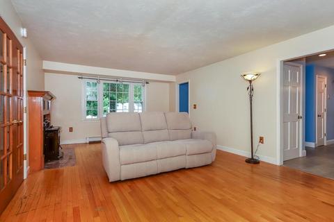 1 Doris Rd, Halifax, MA 02338 photo 6
