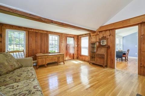 2 Mattapoisett Rd, Wareham, MA 02571 photo 5