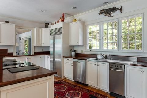 1075 Old Post Rd, Cotuit, MA 02635 photo 8