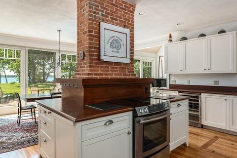 1075 Old Post Rd, Cotuit, MA 02635 photo 11