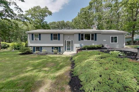 2 Frances Ct, Coventry, RI 02816 photo 1