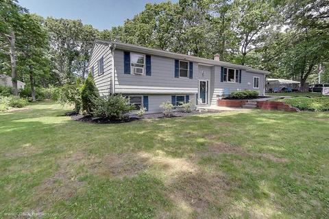 2 Frances Ct, Coventry, RI 02816 photo 4