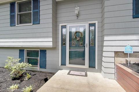 2 Frances Ct, Coventry, RI 02816 photo 3