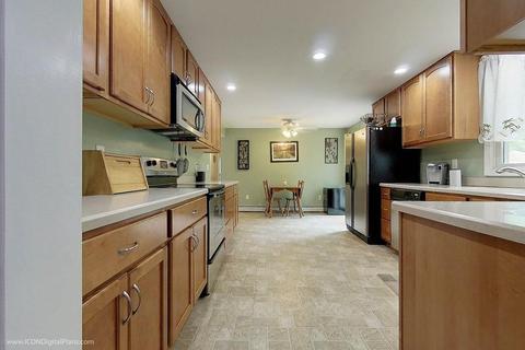 2 Frances Ct, Coventry, RI 02816 photo 11