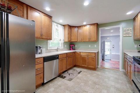 2 Frances Ct, Coventry, RI 02816 photo 7
