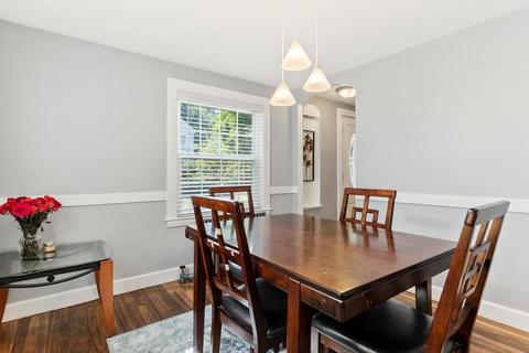 34 Willow St, Reading, MA 01867 photo 9