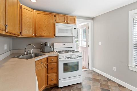 34 Willow St, Reading, MA 01867 photo 11