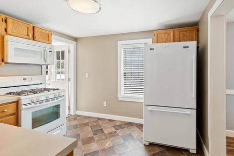 34 Willow St, Reading, MA 01867 photo 13
