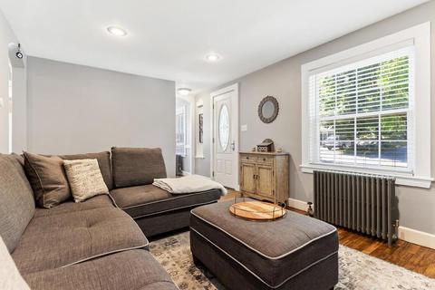 34 Willow St, Reading, MA 01867 photo 7