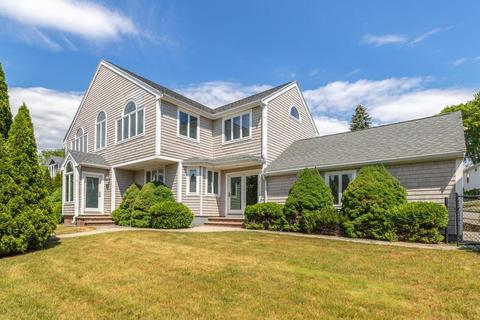 42 Spring Rd, Nahant, MA 01908 photo 1