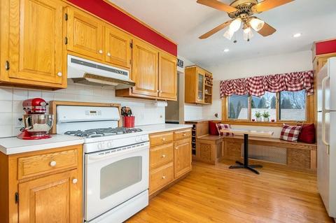 32 Rowena St, Worcester, MA 01606 photo 6