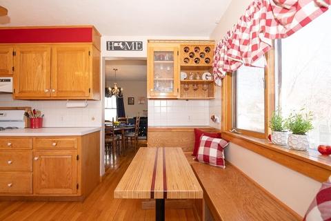 32 Rowena St, Worcester, MA 01606 photo 8