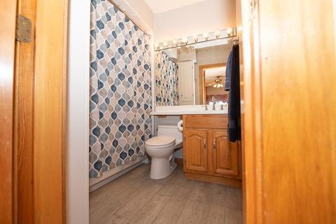32 Rowena St, Worcester, MA 01606 photo 12