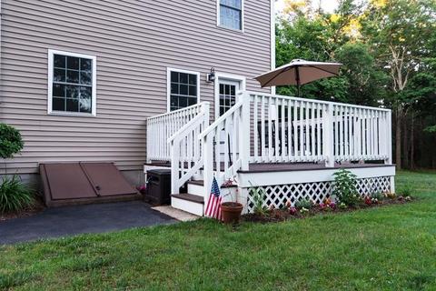 4 Carver Rd, Wareham, MA 02576 photo 3