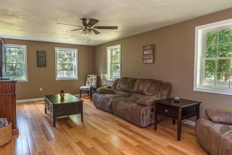 4 Carver Rd, Wareham, MA 02576 photo 5