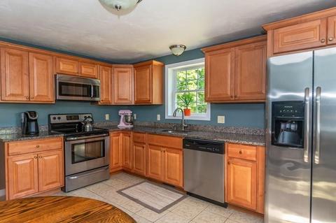 4 Carver Rd, Wareham, MA 02576 photo 9