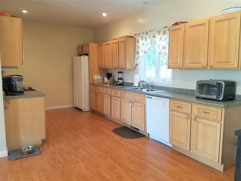 69 Marchand, Fall River, MA 02723 photo 10