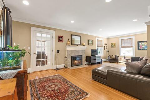 40 Cedar St, Marblehead, MA 01945 photo 5